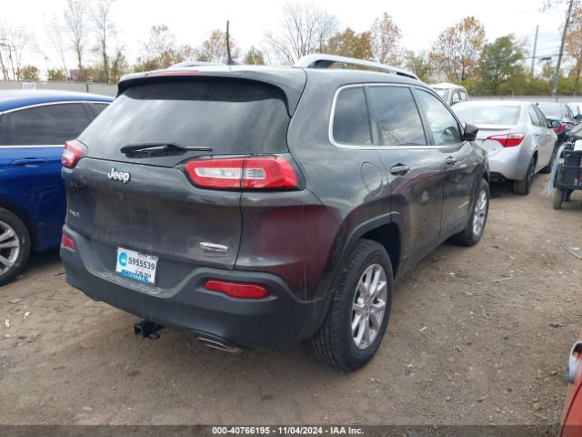 1C4PJMCS8HW664989 Jeep Cherokee Latitude 4x4