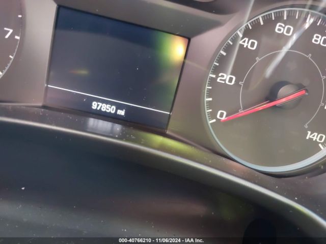 3GNAXHEV2KL199598 Chevrolet EQUINOX LS