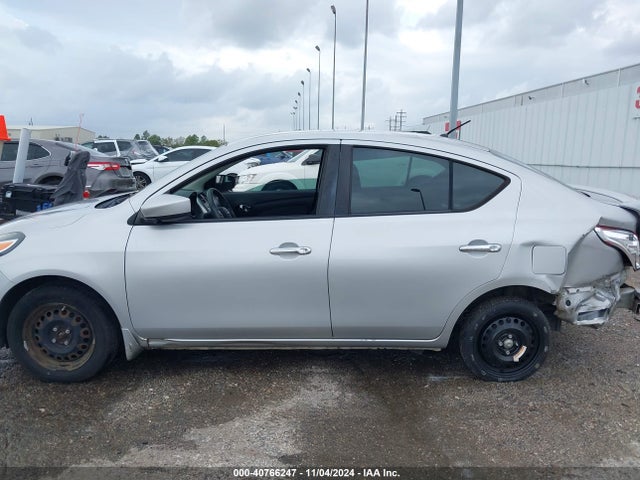 Nissan Versa 1.6 Sv 2015 3N1CN7AP4FL809051 Image 15