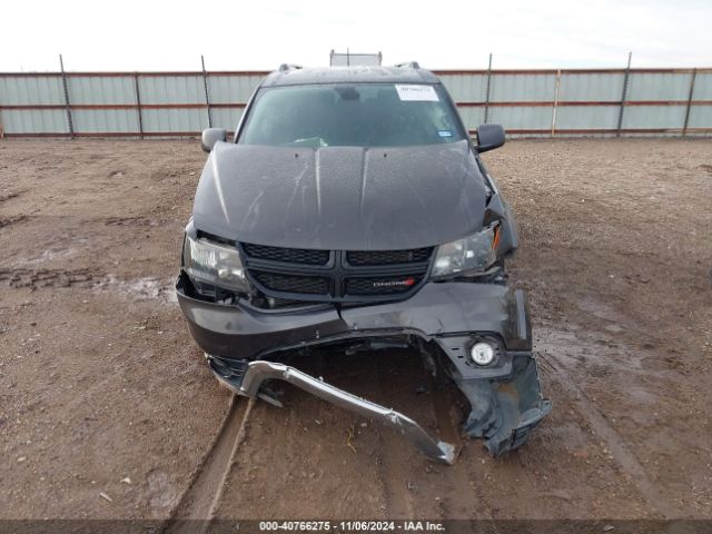 3C4PDCGGXJT507158 Dodge Journey Crossroad