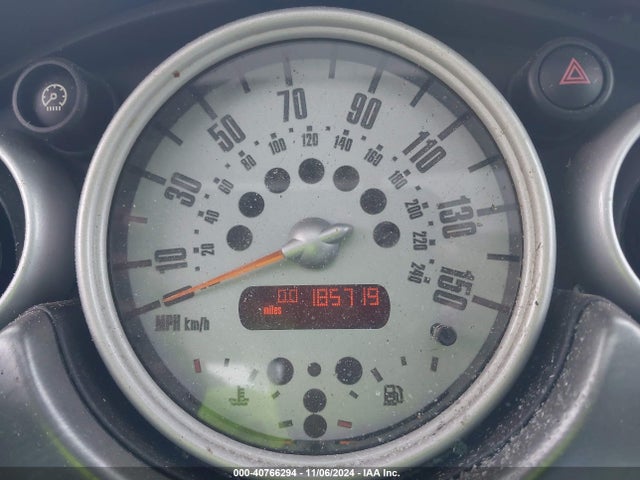 2003 MINI COOPER S WMWRE33453TD73997 Photo 6