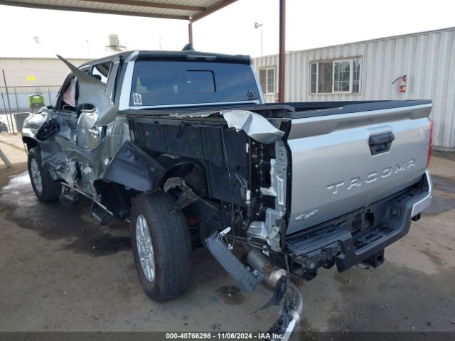 3TMLB5JN8RM034714 Toyota Tacoma Sr5