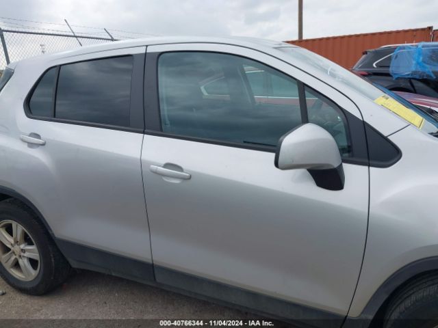 KL7CJKSB9LB329256 Chevrolet Trax Fwd Ls