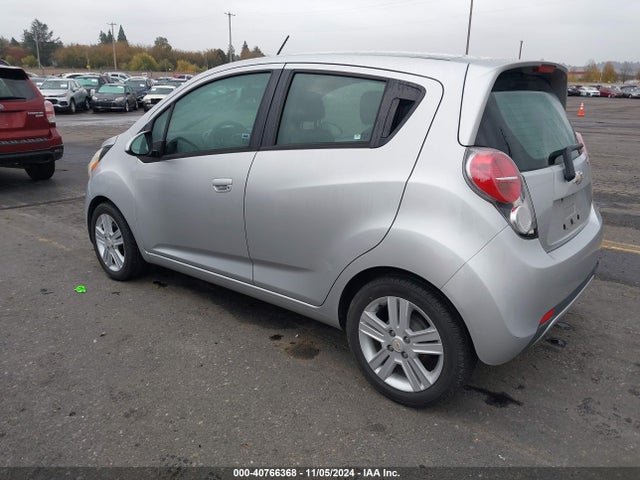 Chevrolet Spark 1lt Cvt 2015 KL8CD6S99FC745359 Image 3