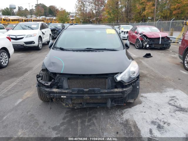 KNAFZ4A83G5522627 KIA FORTE EX