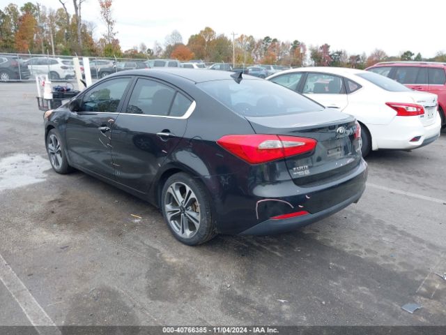 KNAFZ4A83G5522627 KIA FORTE EX