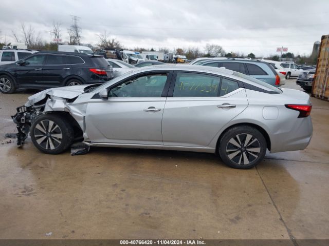1N4BL4DW5LC170059 Nissan Altima Sv Intelligent Awd
