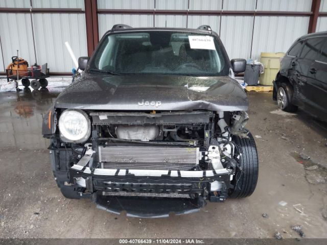 ZACNJABB0LPL03783 Jeep Renegade Latitude Fwd