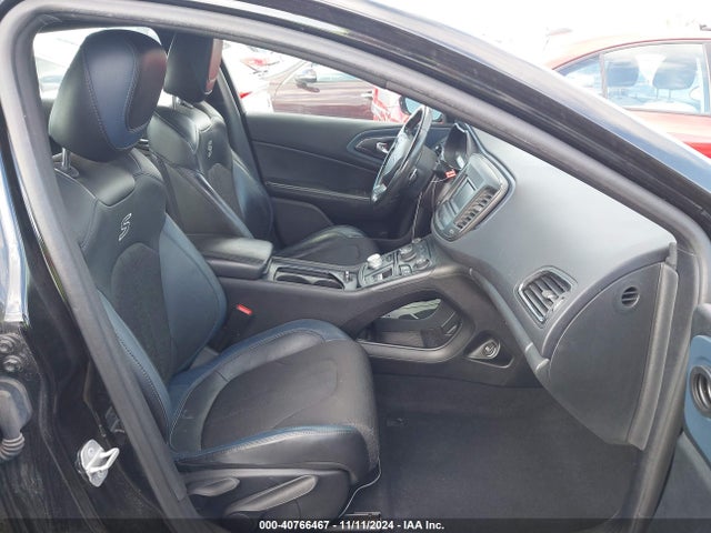 1C3CCCBG2FN517820 Chrysler 200 S