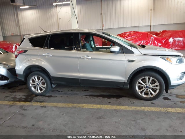 Ford ESCAPE SE 2017 1FMCU9GD4HUA92695 Image 13