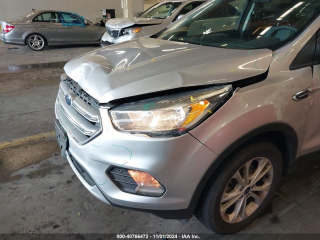 Ford ESCAPE SE 2017 1FMCU9GD4HUA92695 Image 18