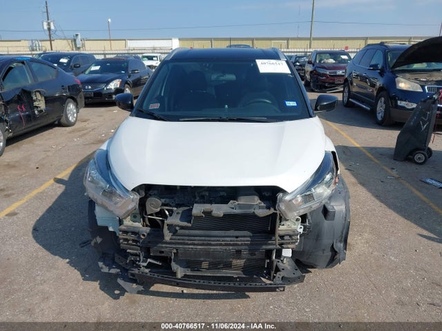 3N1CP5CU7JL541901 Nissan KICKS SV