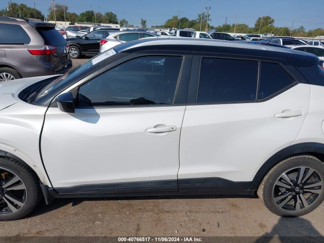 Nissan KICKS SV 2018 3N1CP5CU7JL541901 Image 15