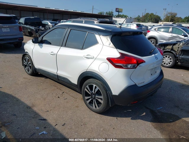 3N1CP5CU7JL541901 Nissan KICKS SV