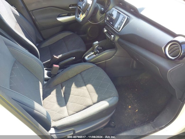 3N1CP5CU7JL541901 Nissan KICKS SV