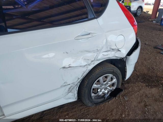 KMHCT5AE0EU141660 Hyundai ACCENT GS