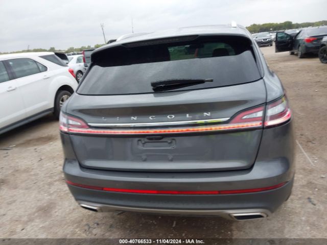 2LMPJ6J98PBL06223 Lincoln Nautilus Standard