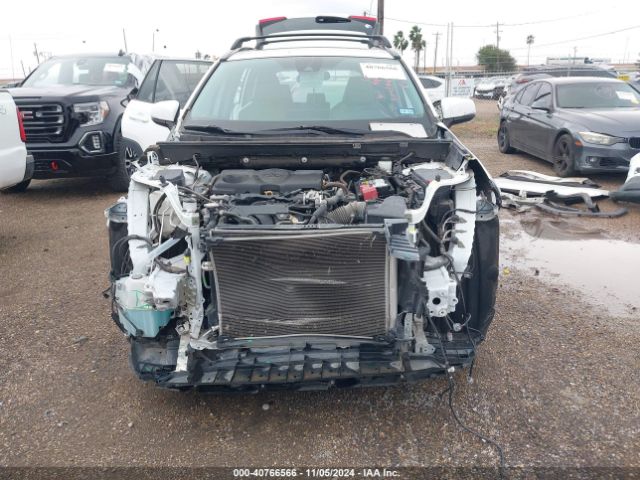 2T3C1RFV6KC024692 Toyota Rav4 Xle Premium