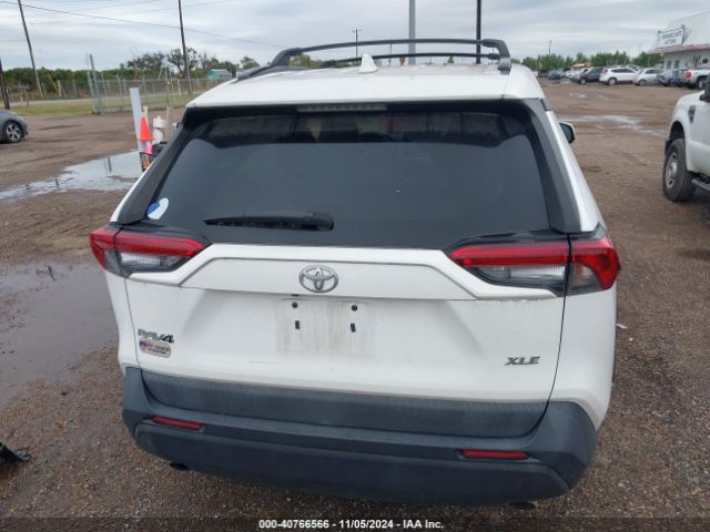 2T3C1RFV6KC024692 Toyota Rav4 Xle Premium