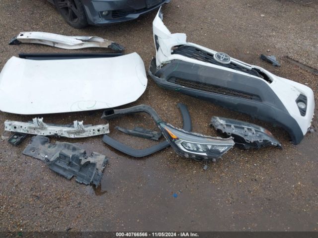 2T3C1RFV6KC024692 Toyota Rav4 Xle Premium