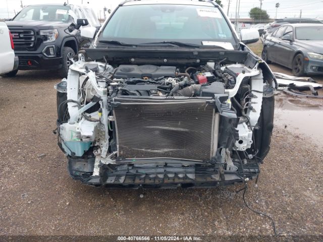2T3C1RFV6KC024692 Toyota Rav4 Xle Premium