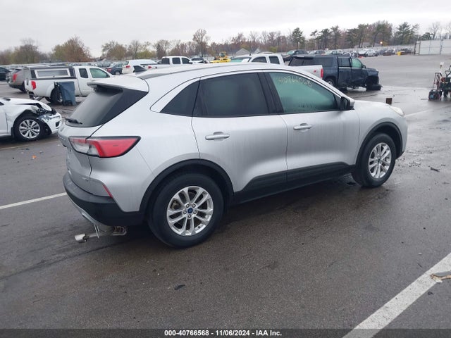 1FMCU9G60LUA25618 Ford Escape