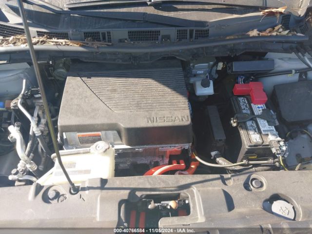 1N4AZ1CV5NC551706 Nissan Leaf Sv 40 Kwh