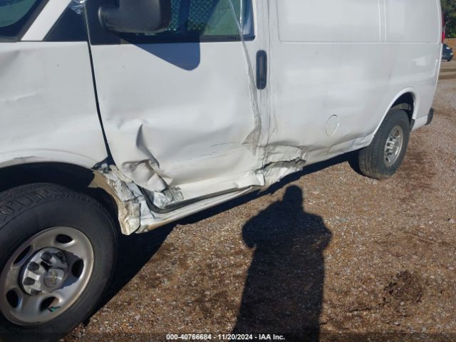 1GCWGAFP9M1306775 Chevrolet Express Cargo Rwd 2500 Regular Wheelbase Wt