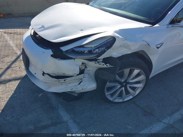 2018 TESLA MODEL 3 5YJ3E1EA3JF025113 Photo 5