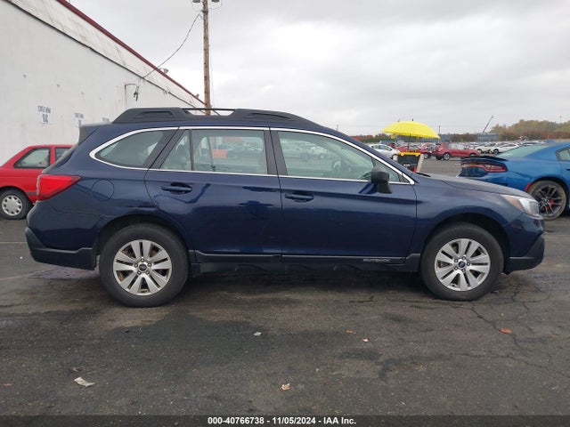 Subaru Outback 2.5i 2018 4S4BSAAC9J3222016 Image 13