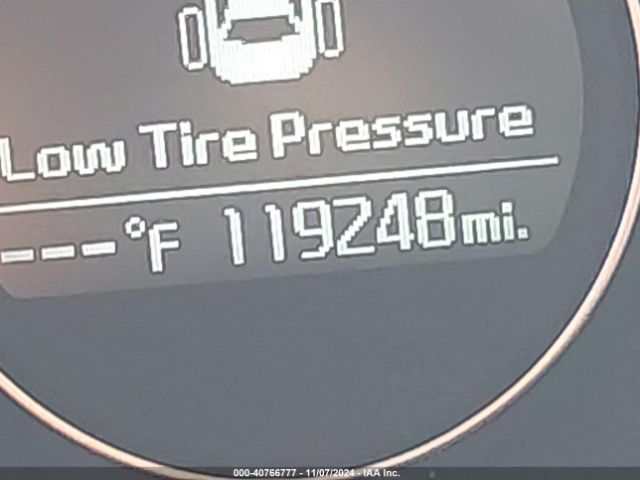 KNAGM4A7XF5661422 KIA Optima Lx