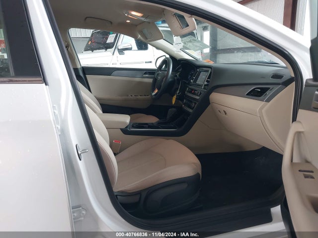 Hyundai SONATA SE 2019 5NPE24AF3KH811856 Image 5