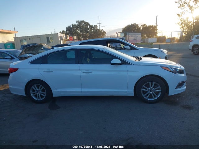 Hyundai Sonata 2016 5NPE24AF4GH405611 Image 13