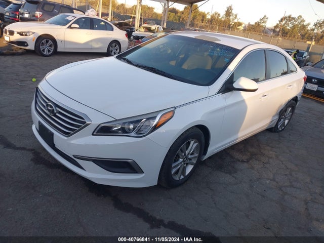 Hyundai Sonata 2016 5NPE24AF4GH405611 Image 2