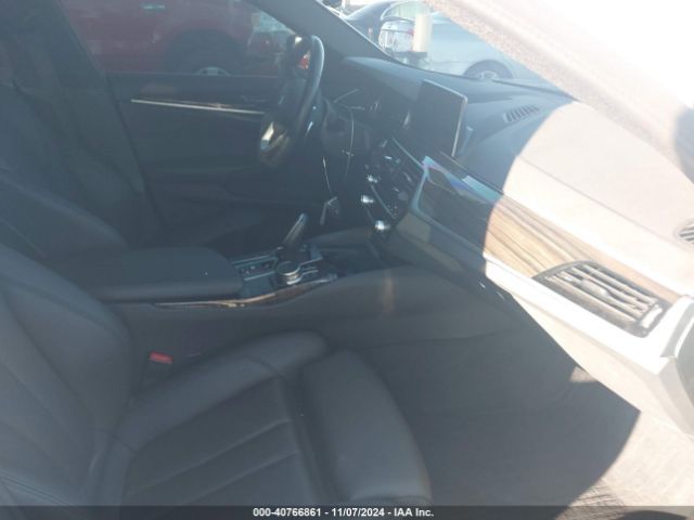 WBAJA9C58KB399273 BMW 530e Iperformance