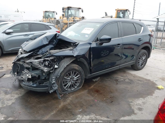 Mazda Cx-5 Touring 2017 JM3KFACL3H0128237 Image 2