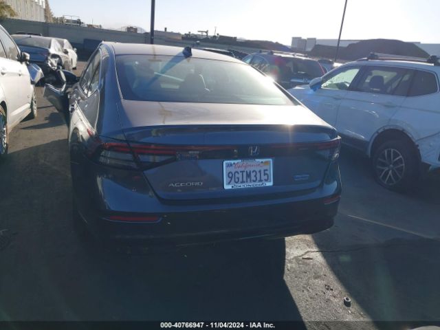 1HGCY2F8XPA038338 Honda Accord Hybrid Touring