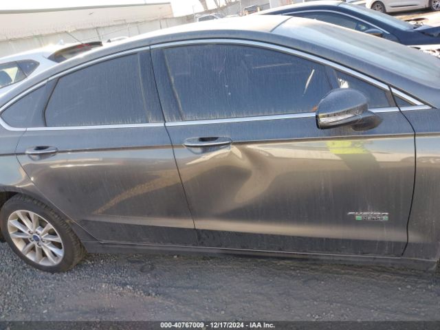3FA6P0SU8HR264994 Ford Fusion Energi Titanium