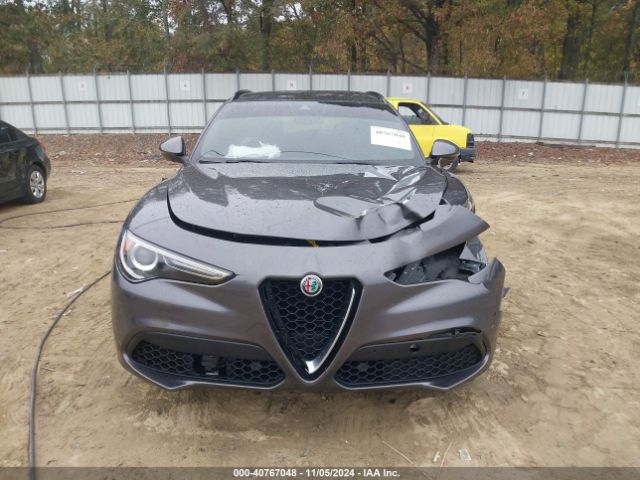 ZASFAKNN1J7B76627 Alfa Romeo Stelvio Ti Sport Awd