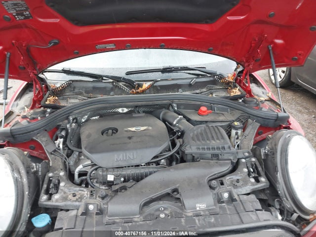 2016 MINI CLUBMAN WMWLN5C5XG2E06823 Photo 9