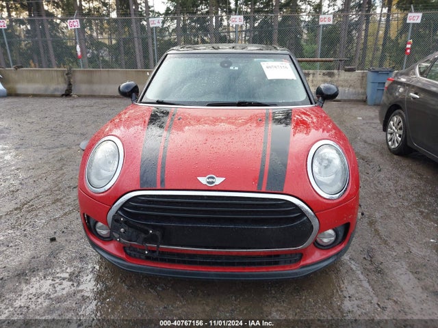 Mini Clubman Cooper 2016 WMWLN5C5XG2E06823 Image 13