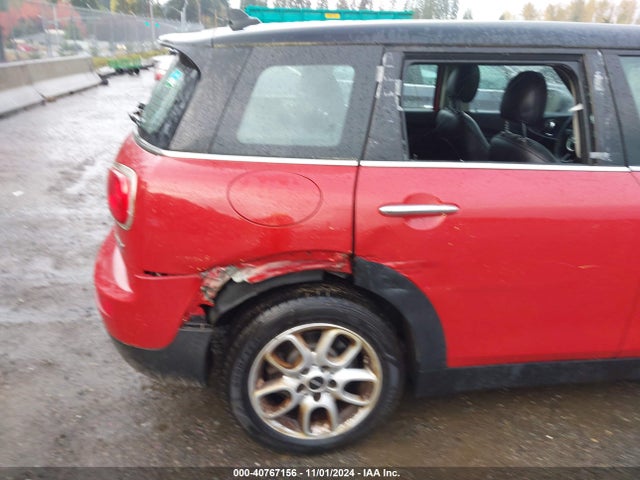 Mini Clubman Cooper 2016 WMWLN5C5XG2E06823 Image 18