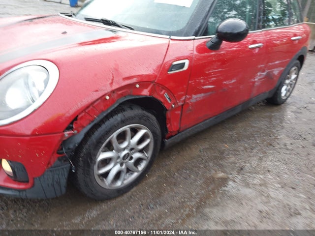 Mini Clubman Cooper 2016 WMWLN5C5XG2E06823 Image 19