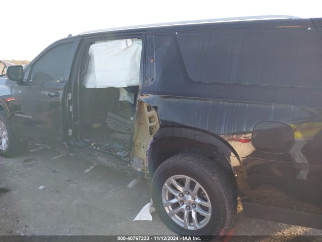 1GNSCCKD9NR225500 Chevrolet Suburban 2wd Lt