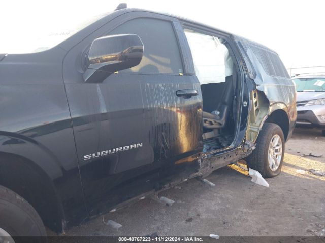 1GNSCCKD9NR225500 Chevrolet Suburban 2wd Lt