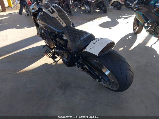 2018 HARLEY-DAVIDSON FLFB 1HD1YFJ13JC031216 Photo 2