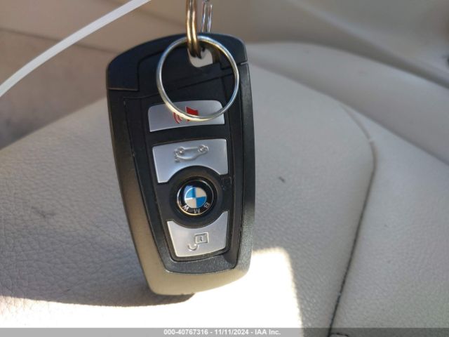 WBA8E1G56GNT99387 BMW 320i