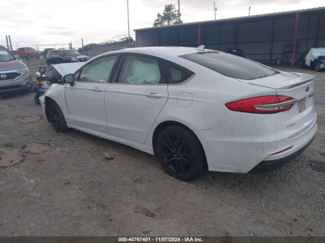 3FA6P0HD6KR229420 Ford FUSION SE