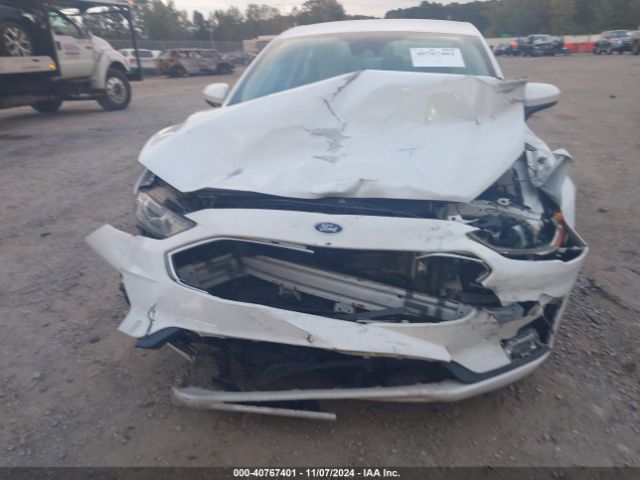 3FA6P0HD6KR229420 Ford FUSION SE