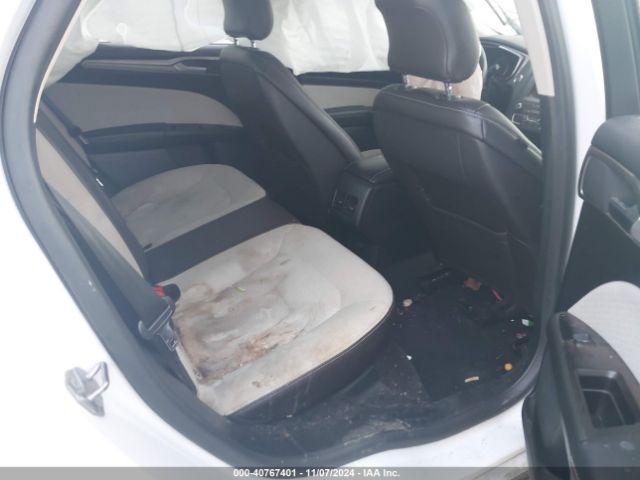 3FA6P0HD6KR229420 Ford FUSION SE